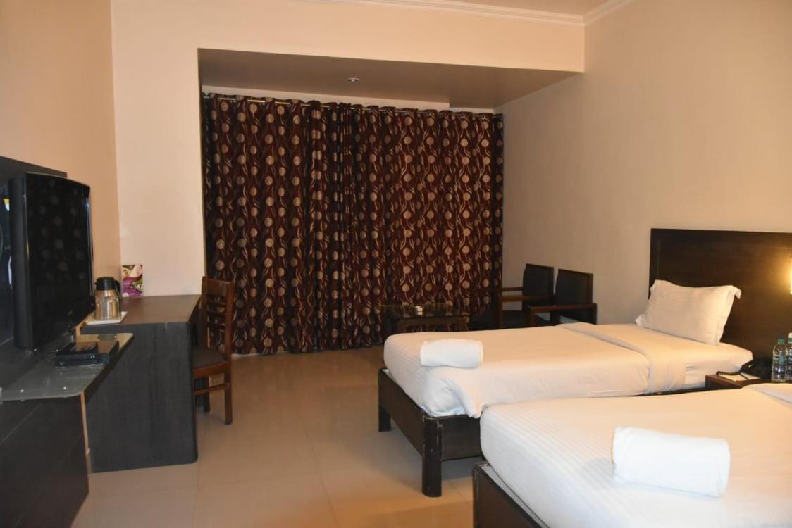 Hotel City Inn Varanasi Exterior photo